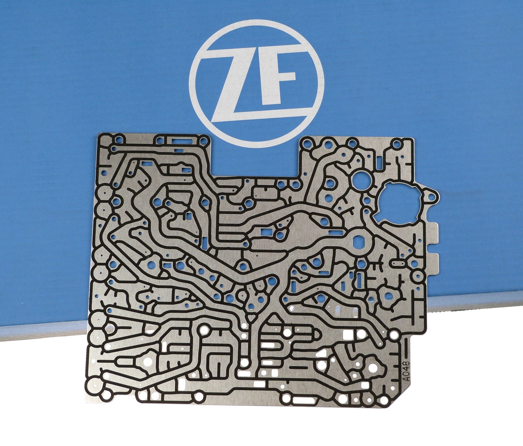 ZF 0501.227.048 Zwischenplatte + Dämpferkolben + Hülsen 8HP