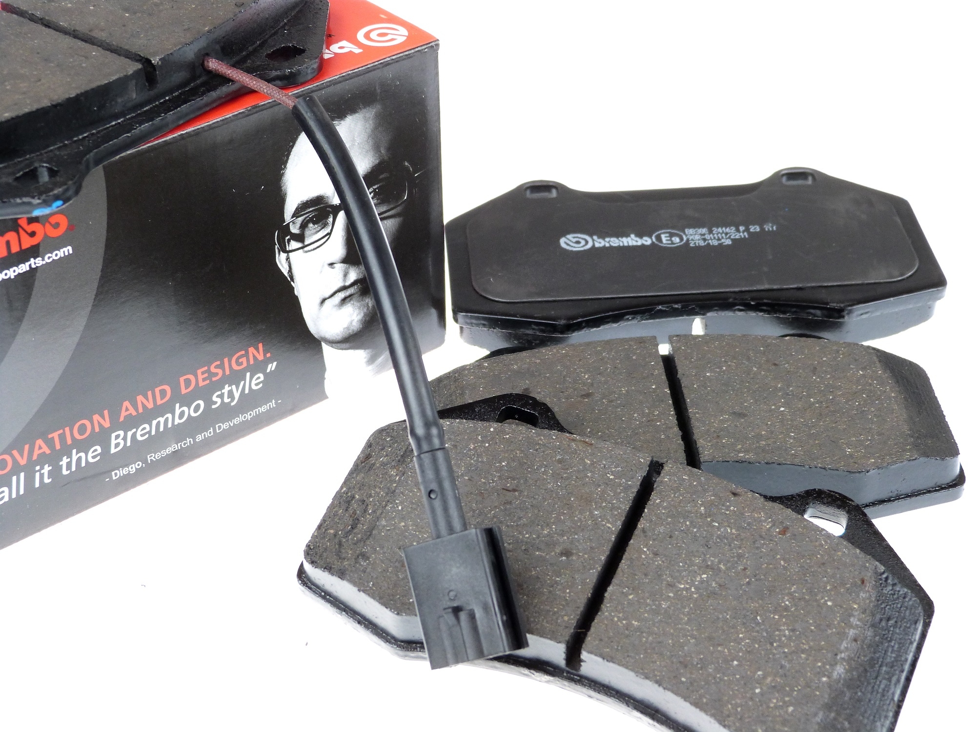 BREMBO Bremsbelagsatz P23117 Vorderachse