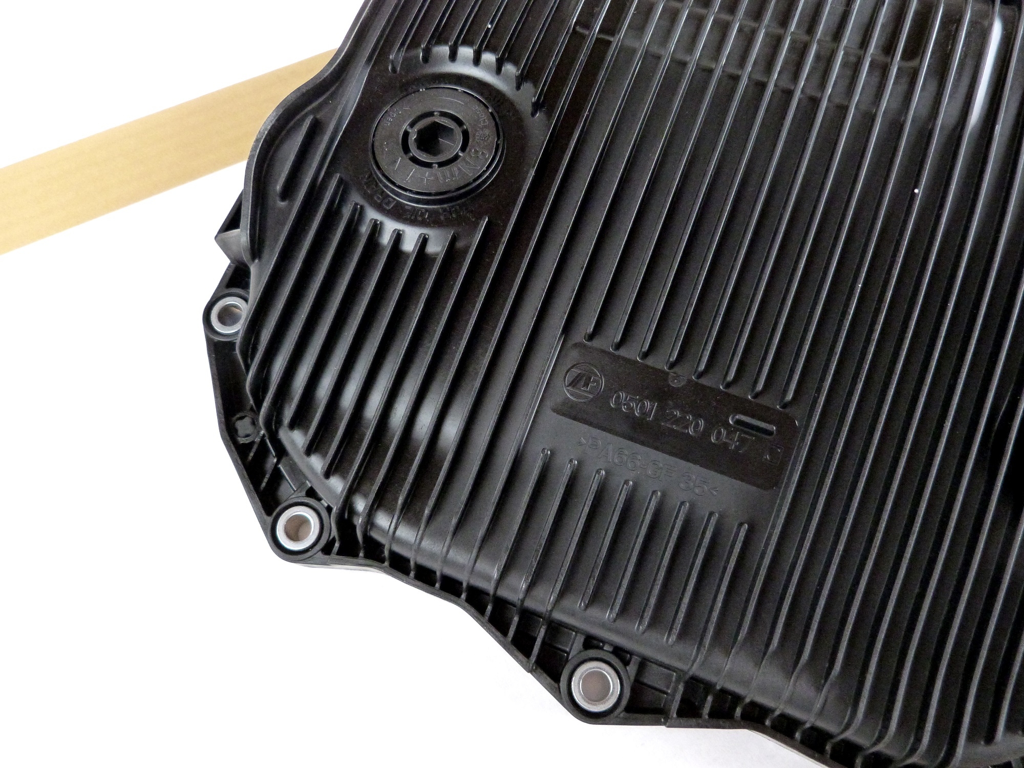 ZF Getriebeölwanne für 8P70XH inkl. Schraubensatz LAND ROVER