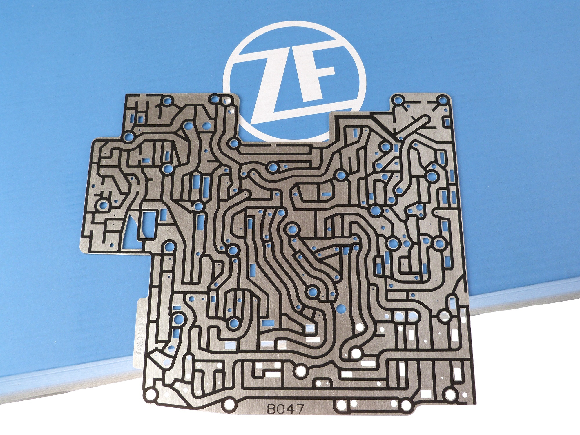 ZF 1068.227.047 Zwischenplatte + Dämpferkolben + Hülsen 6HP26