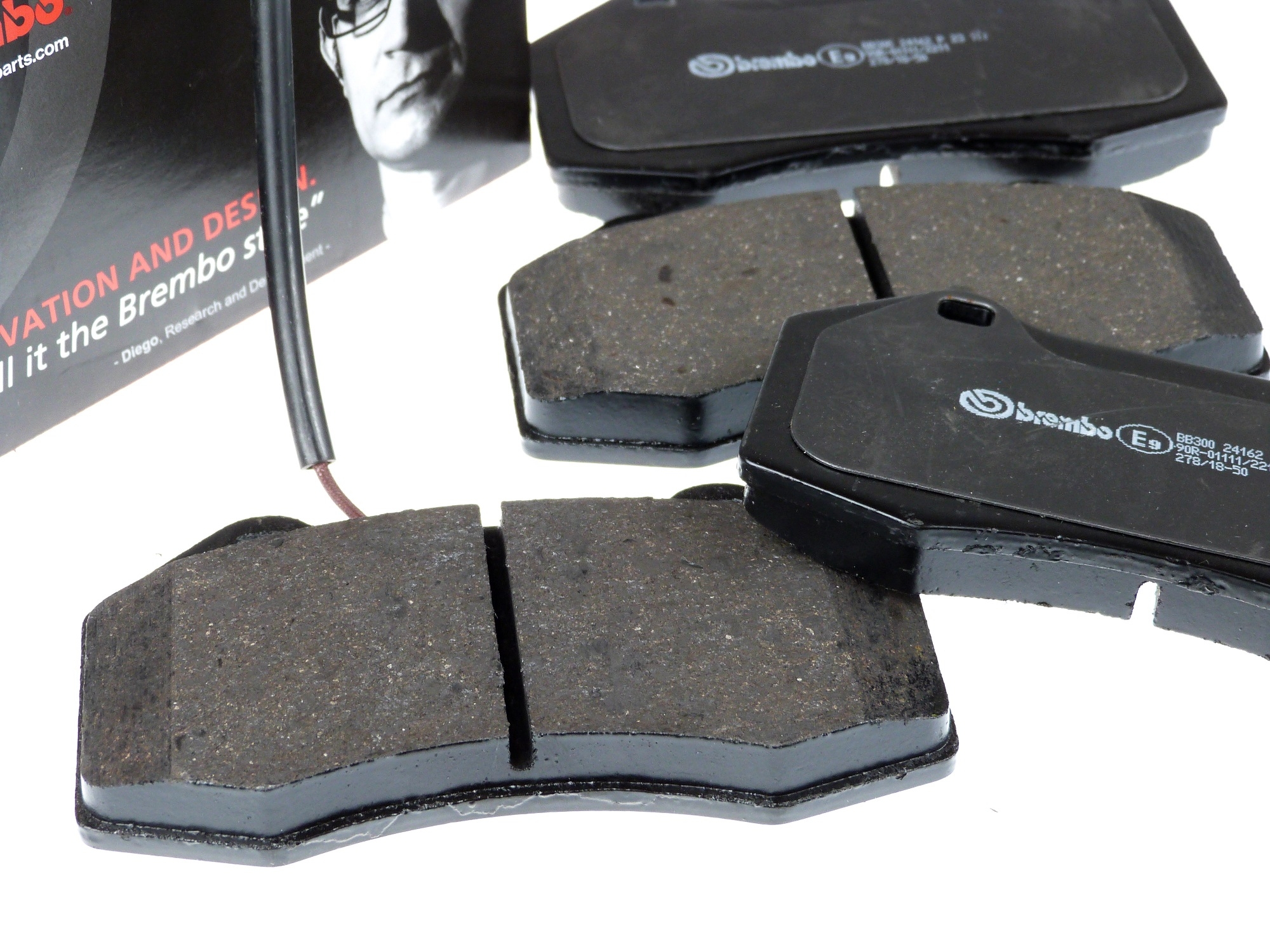 BREMBO Bremsbelagsatz P23117 Vorderachse
